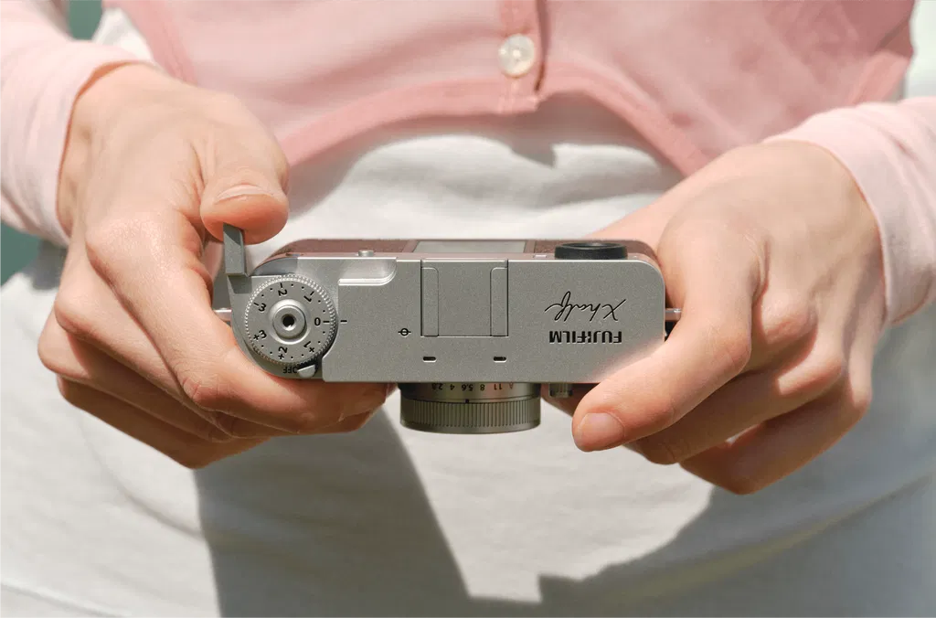 Fujifilm X Half